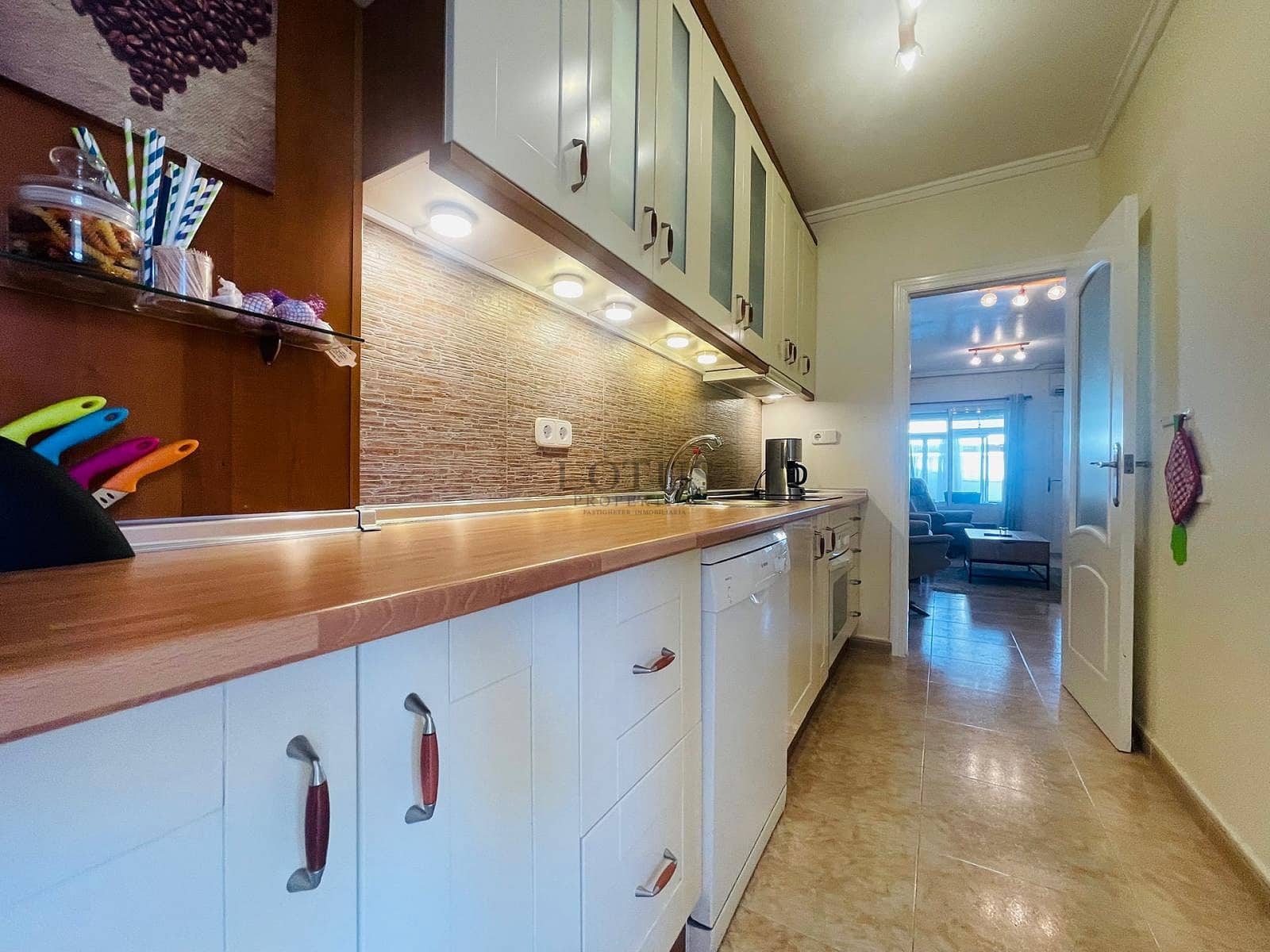 3 soverom Hus til salgs i Torrevieja med svømmebasseng - € 229 000 (Ref: 9384935)