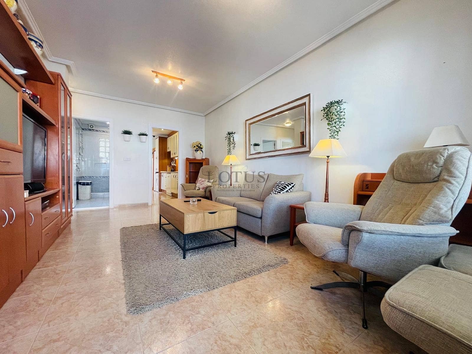 3 soverom Hus til salgs i Torrevieja med svømmebasseng - € 229 000 (Ref: 9384935)