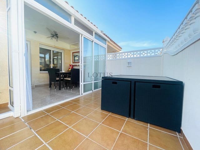 3 soverom Hus til salgs i Aguas Nuevas, Torrevieja med svømmebasseng - € 229 000 (Ref: 9384935)