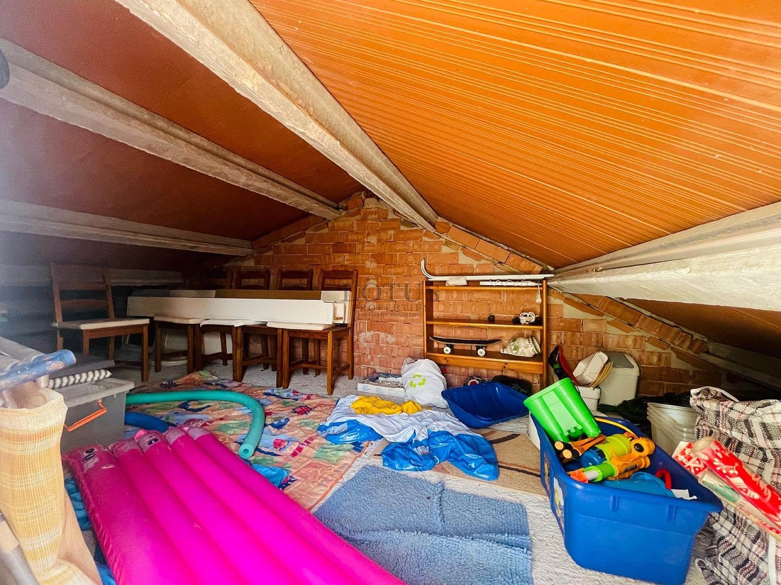 3 soverom Hus til salgs i Torrevieja med svømmebasseng - € 229 000 (Ref: 9384935)