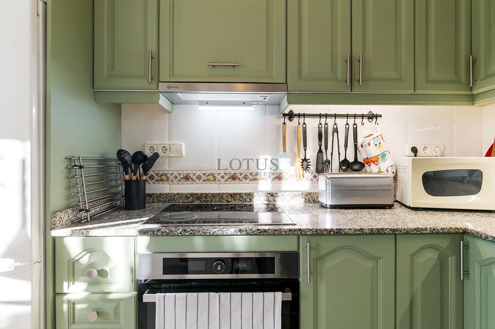 3 sovrum Villa till salu i Torrevieja med pool - 310 000 € (Ref: 9421736)