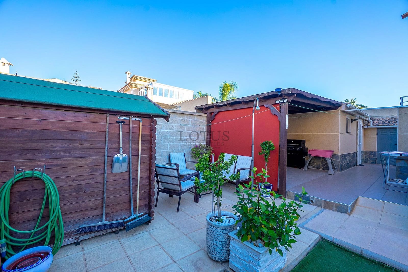 3 sovrum Villa till salu i Torrevieja med pool - 310 000 € (Ref: 9421736)