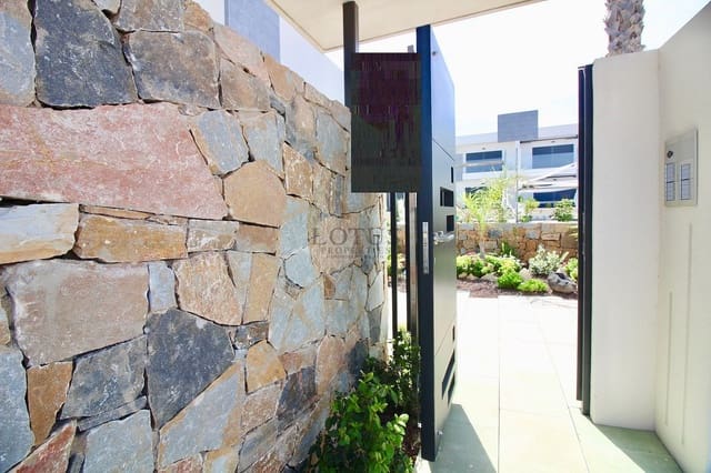 Apartamento de 3 habitaciones en Los Balcones - Los Altos, Torrevieja en venta con piscina - 279.900 € (Ref: 9436710)