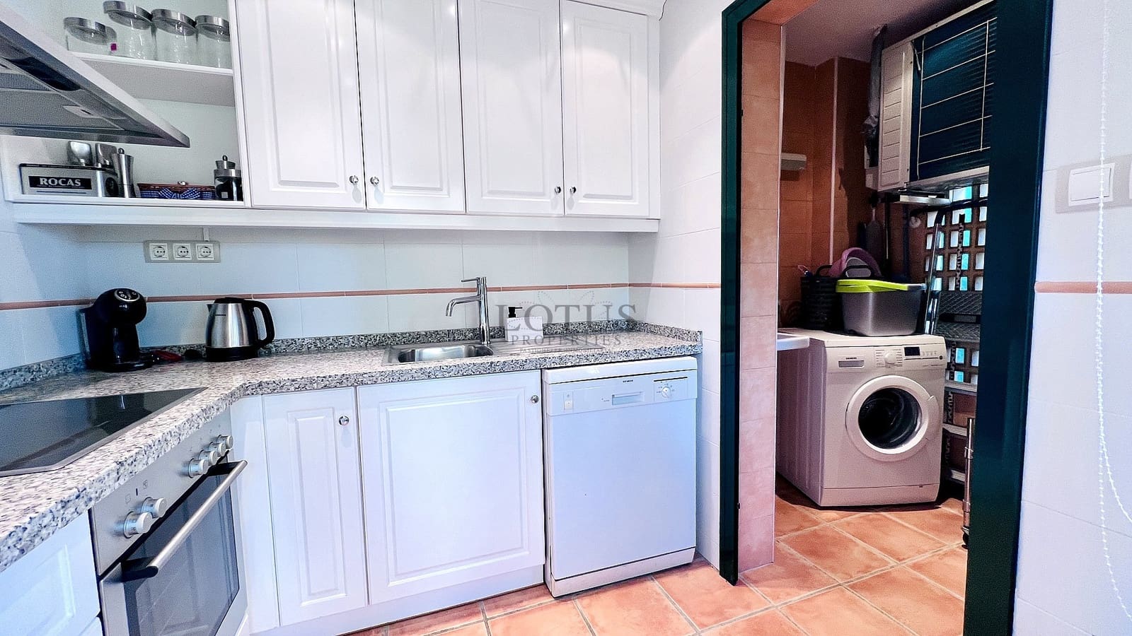 2 bedroom Townhouse for sale in Benidorm with pool - € 345,000 (Ref: 9436718)