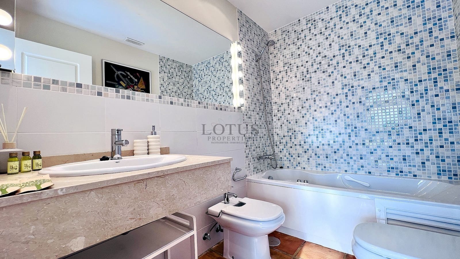 2 bedroom Townhouse for sale in Benidorm with pool - € 345,000 (Ref: 9436718)