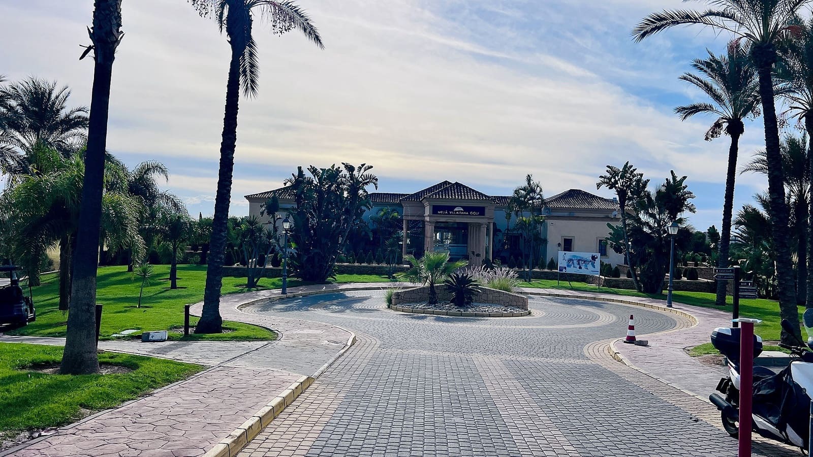 2 bedroom Townhouse for sale in Benidorm with pool - € 345,000 (Ref: 9436718)