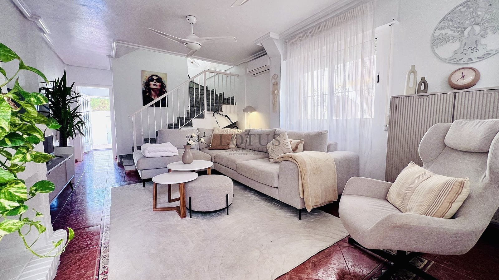 Casa de 3 habitaciones en Orihuela Costa en venta con piscina garaje - 250.000 € (Ref: 9453053)