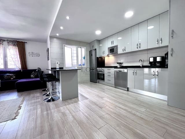 Apartamento de 3 habitaciones en Playa del Acequión, Torrevieja en venta con piscina - 199.990 € (Ref: 9453056)