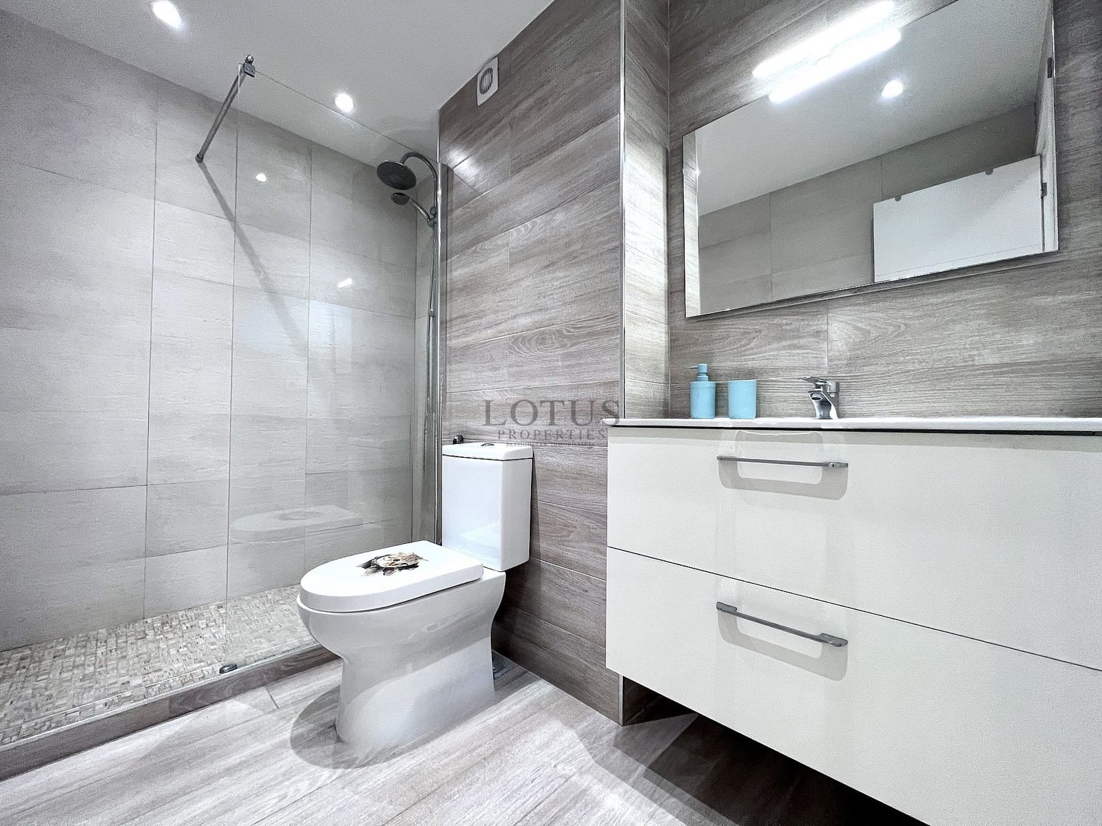 3 sovrum Lägenhet till salu i Torrevieja med pool - 199 990 € (Ref: 9453056)