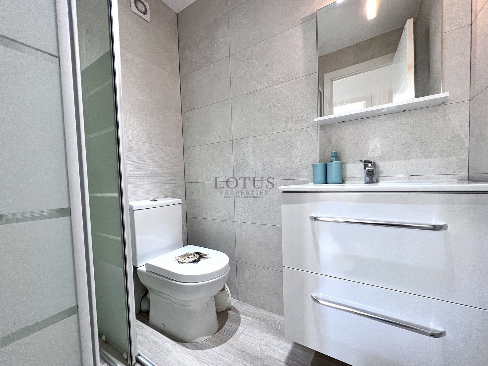 3 sovrum Lägenhet till salu i Torrevieja med pool - 199 990 € (Ref: 9453056)