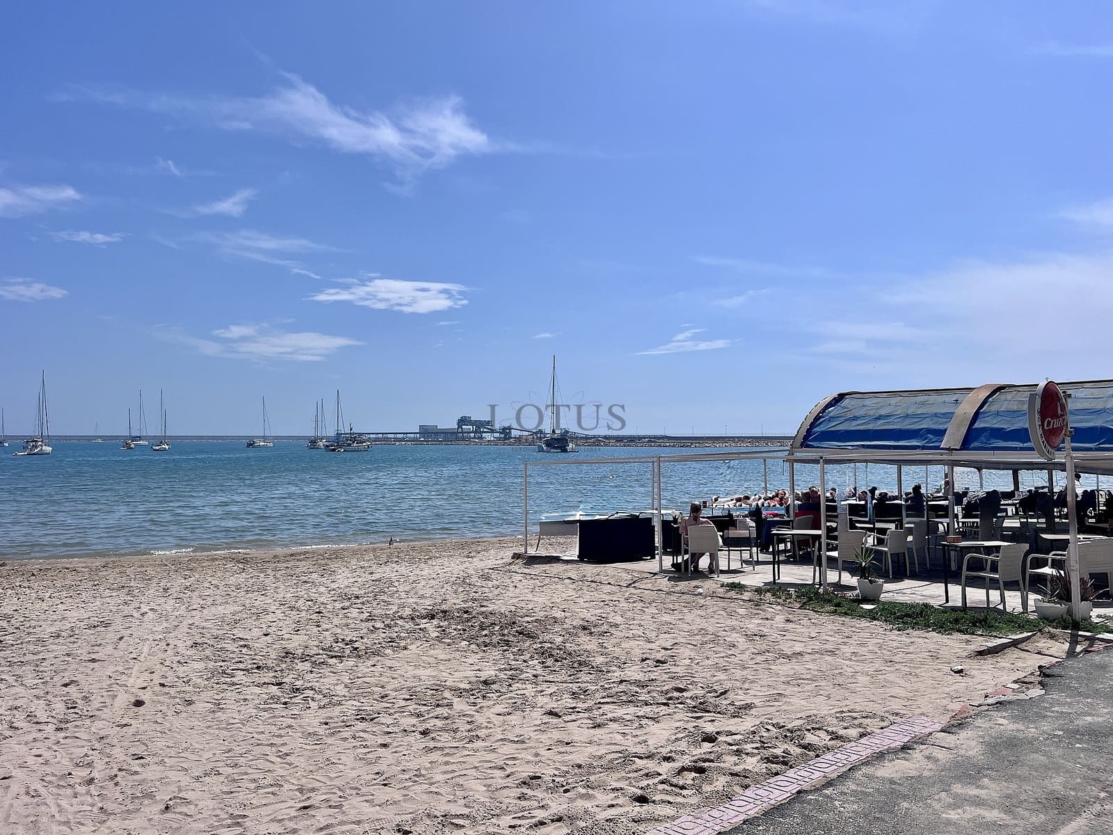 3 sovrum Lägenhet till salu i Torrevieja med pool - 199 990 € (Ref: 9453056)