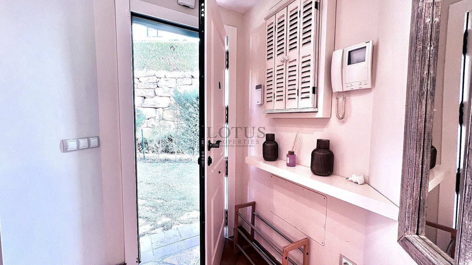 2 bedroom Townhouse for sale in Benidorm with pool - € 310,000 (Ref: 9496702)