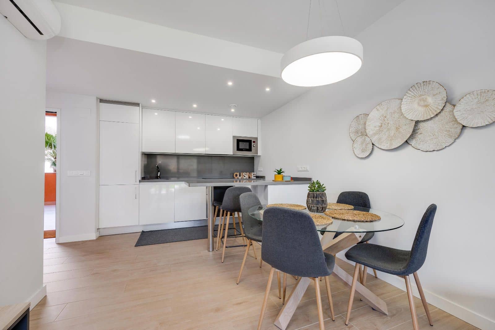 2 bedroom Apartment for sale in Orihuela Costa with pool garage - € 259,000 (Ref: 9497920)