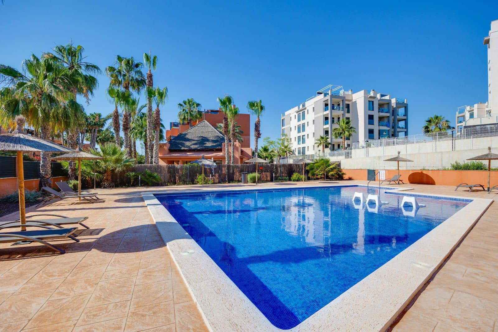 2 bedroom Apartment for sale in Orihuela Costa with pool garage - € 259,000 (Ref: 9497920)