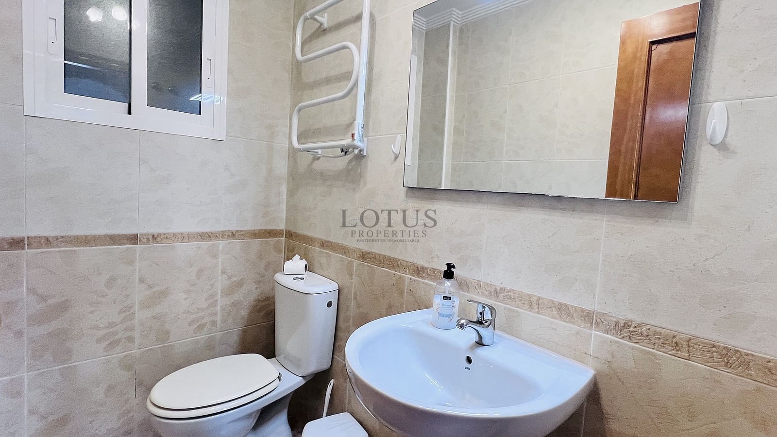 2 bedroom Townhouse for sale in Orihuela Costa with pool - € 179,900 (Ref: 9500628)