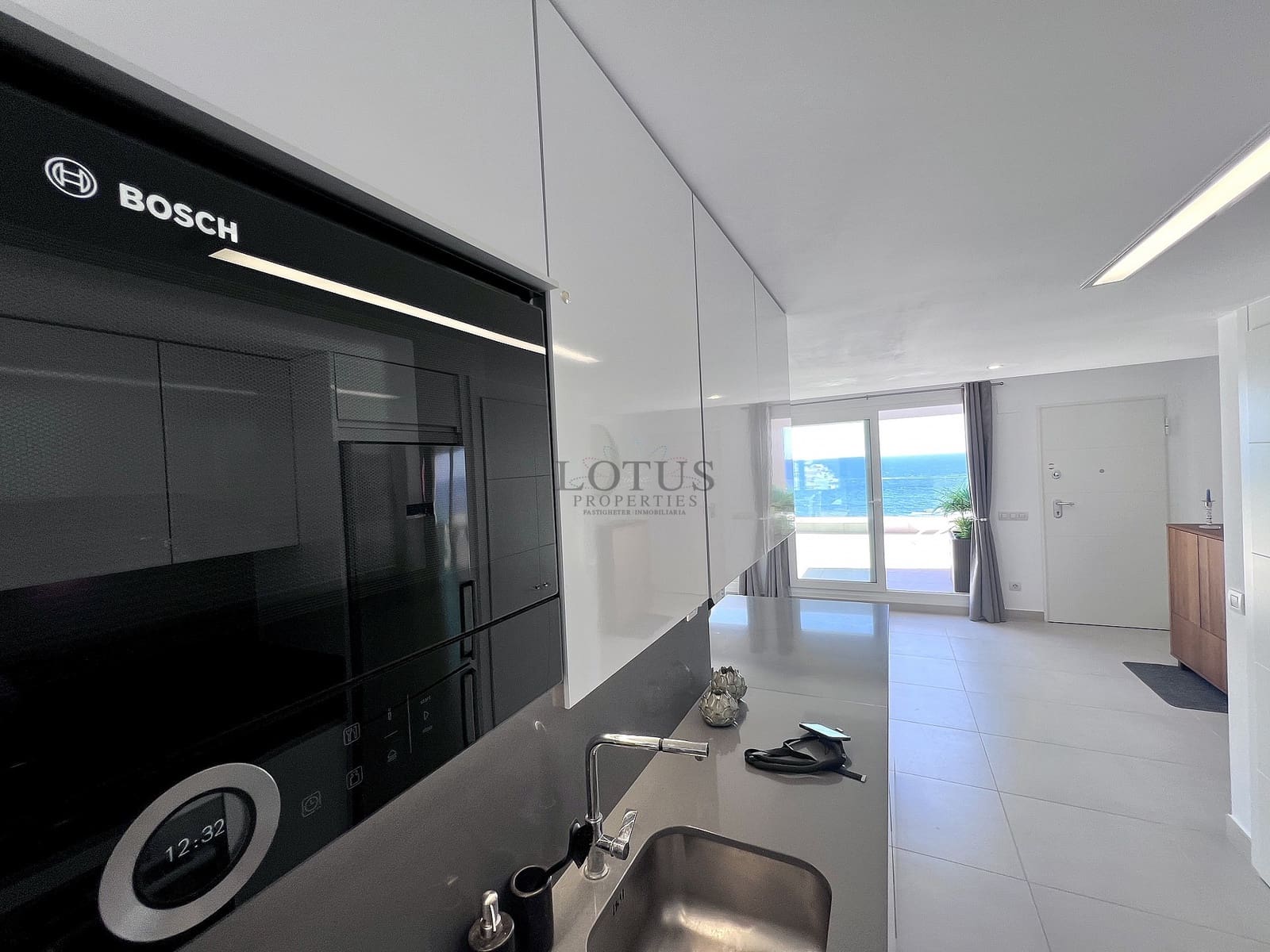 4 sovrum Takvåning till salu i Torrevieja med pool garage - 1 190 000 € (Ref: 9535160)