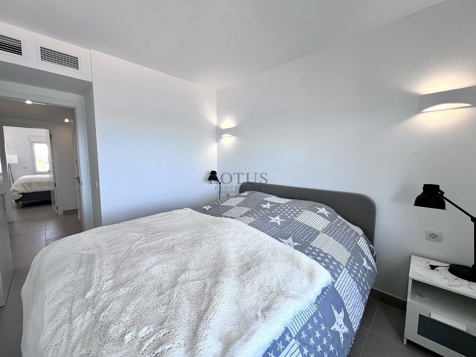 4 sovrum Takvåning till salu i Torrevieja med pool garage - 1 190 000 € (Ref: 9535160)