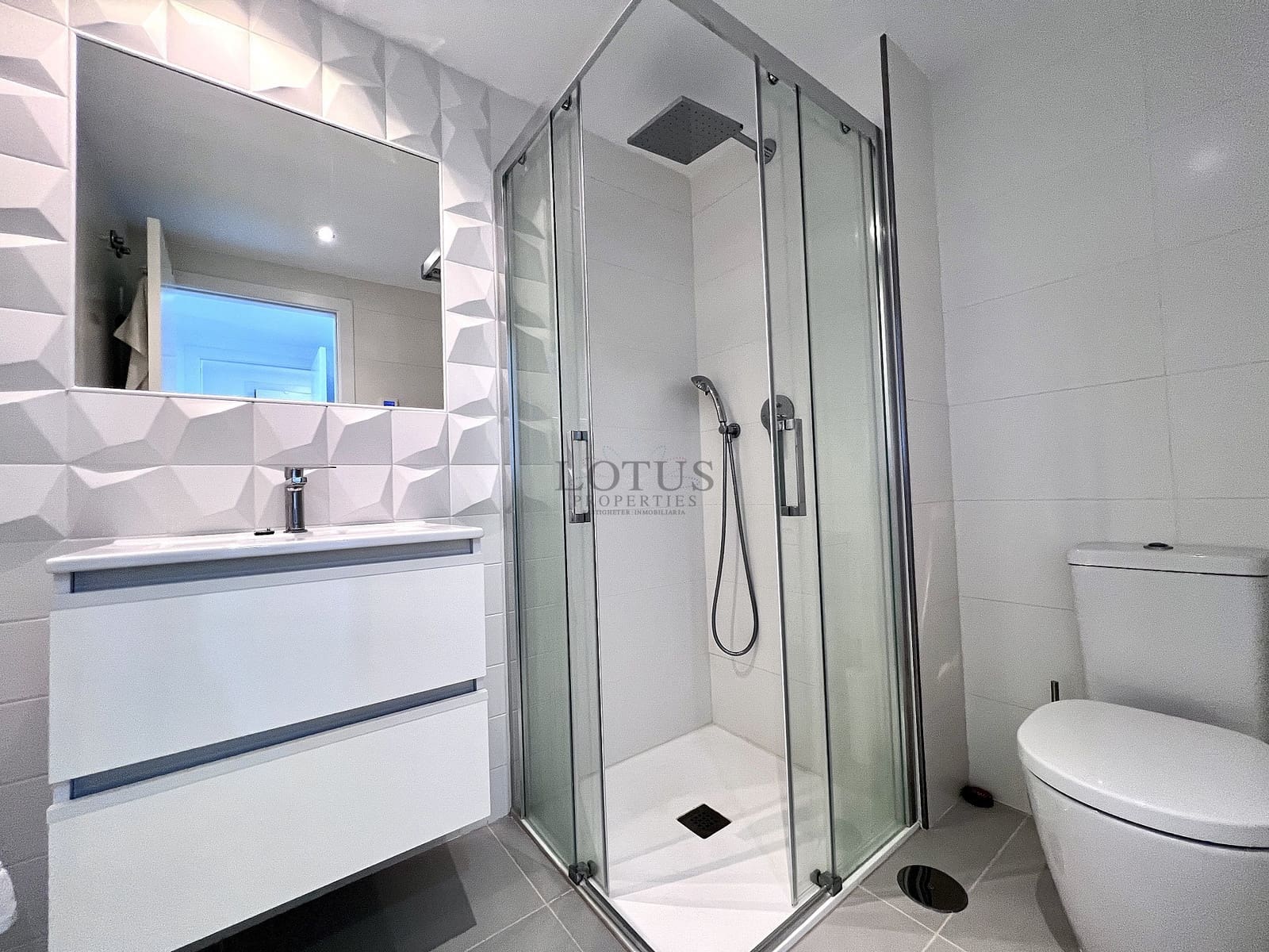 4 sovrum Takvåning till salu i Torrevieja med pool garage - 1 190 000 € (Ref: 9535160)