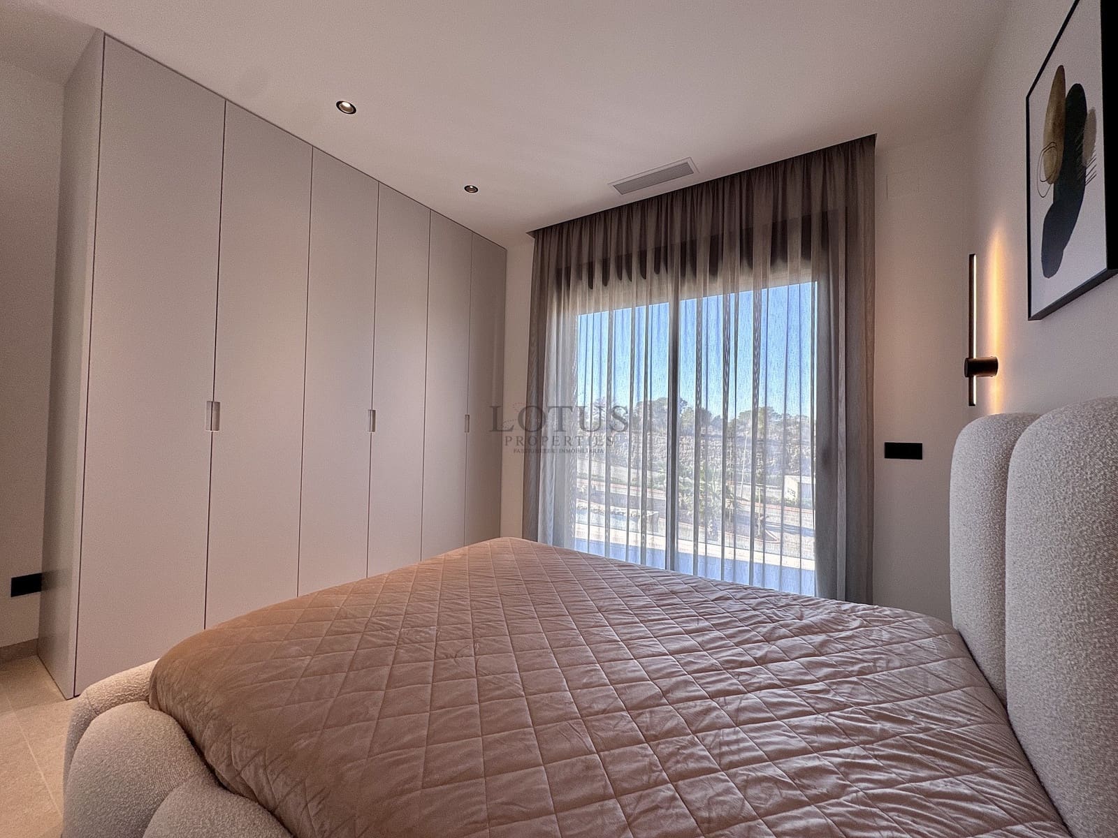 3 chambre Villa/Maison à vendre à Orihuela Costa avec piscine garage - 1 030 000 € (Ref: 9537223)