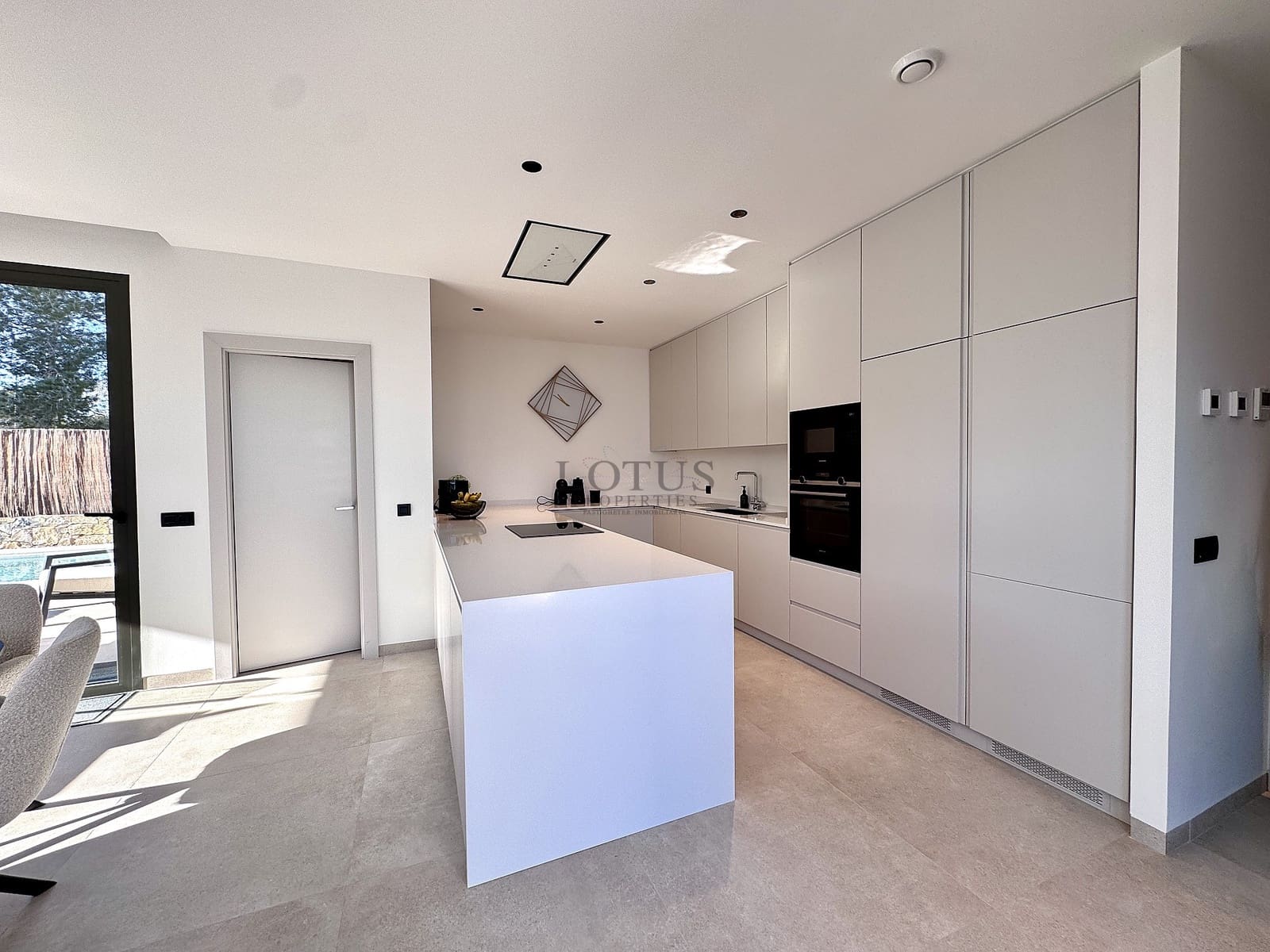 3 chambre Villa/Maison à vendre à Orihuela Costa avec piscine garage - 1 030 000 € (Ref: 9537223)