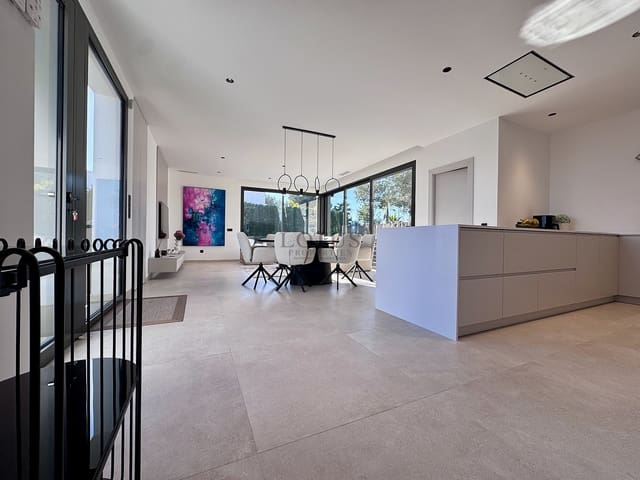 3 chambre Villa/Maison à vendre à Las Colinas Golf, Orihuela avec piscine garage - 1 030 000 € (Ref: 9537223)