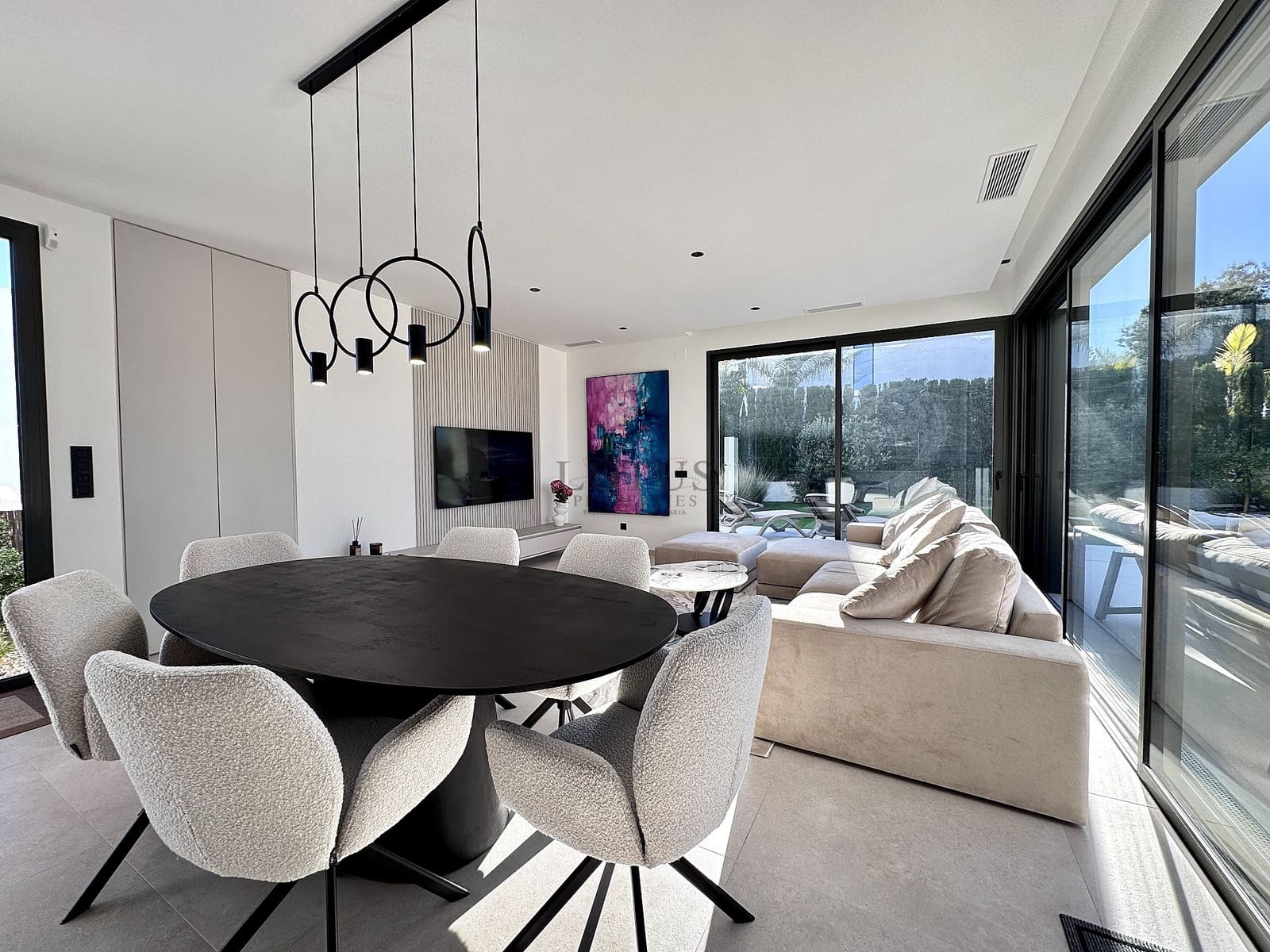 3 chambre Villa/Maison à vendre à Orihuela Costa avec piscine garage - 1 030 000 € (Ref: 9537223)