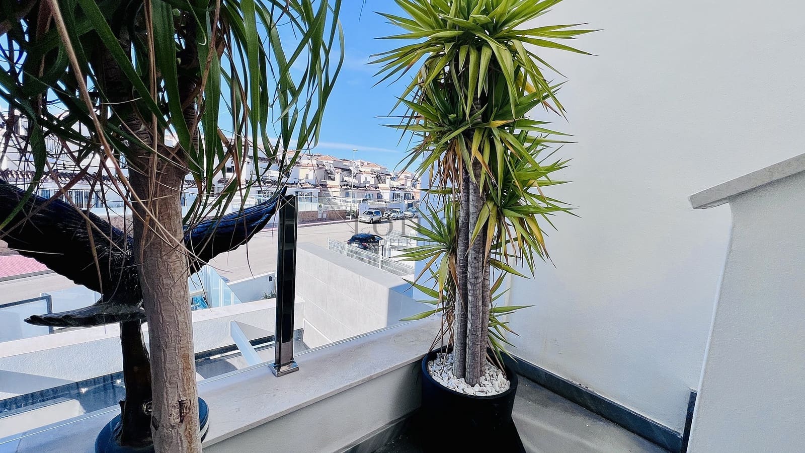 3 soveværelse Byhus til salg i Orihuela Costa med swimmingpool garage - € 359.000 (Ref: 9563990)