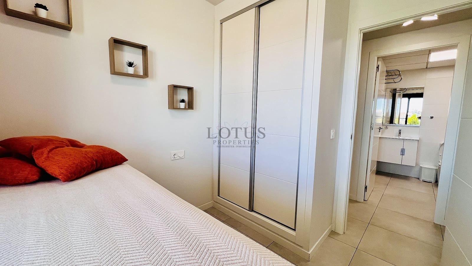 2 soverom Leilighet til salgs i Pilar de la Horadada med svømmebasseng - € 275 000 (Ref: 9578249)