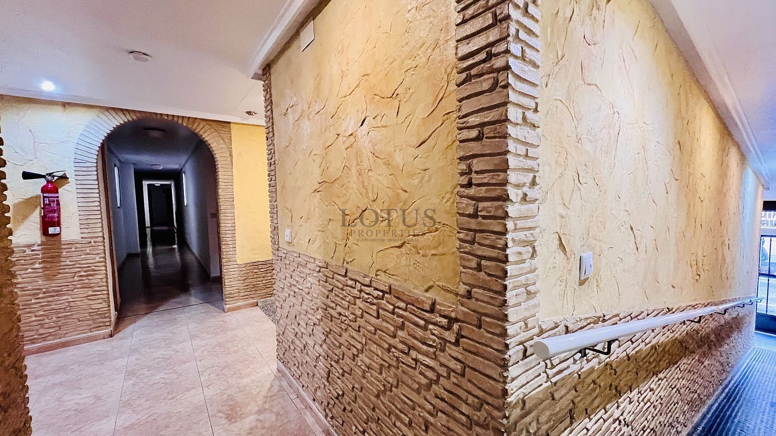 2 quarto Apartamento para venda em Torrevieja com piscina - 122 900 € (Ref: 9580423)