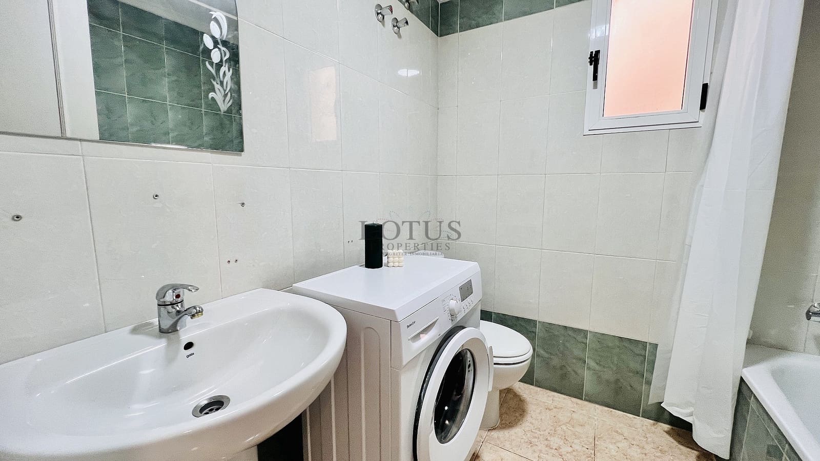 2 quarto Apartamento para venda em Torrevieja com piscina - 122 900 € (Ref: 9580423)
