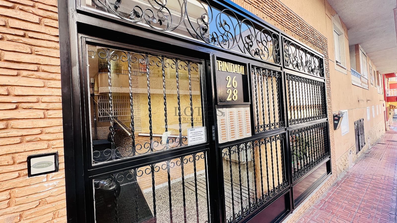 2 quarto Apartamento para venda em Torrevieja com piscina - 122 900 € (Ref: 9580423)