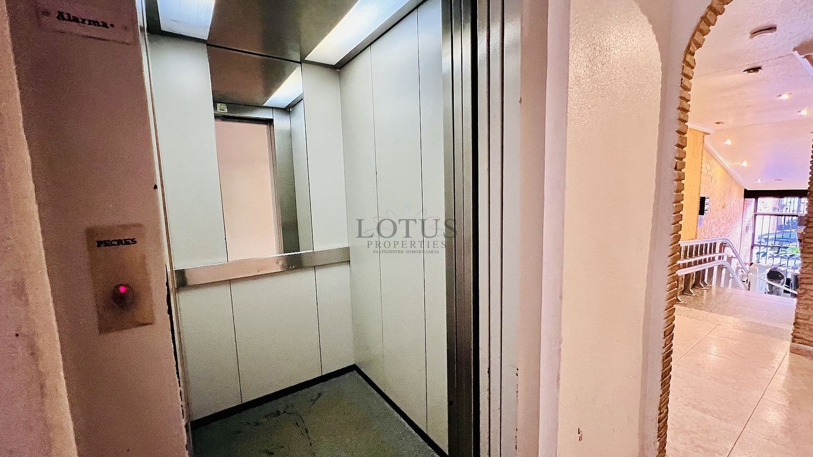 2 quarto Apartamento para venda em Torrevieja com piscina - 122 900 € (Ref: 9580423)