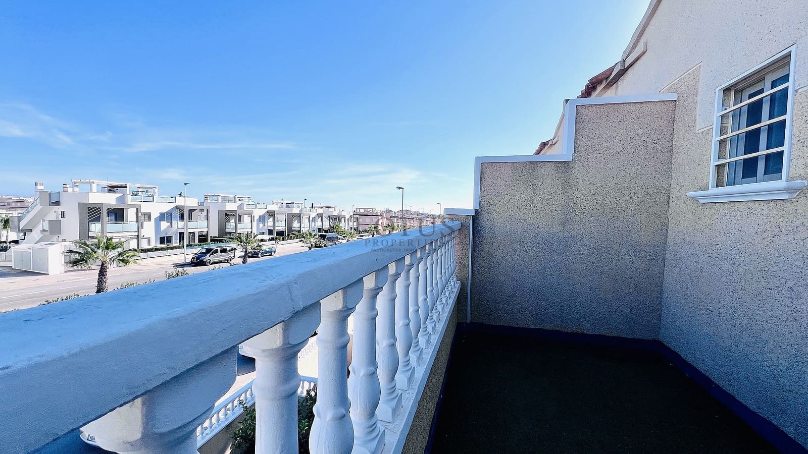 2 quarto Casa em Banda para venda em Orihuela Costa com piscina - 179 900 € (Ref: 9592221)