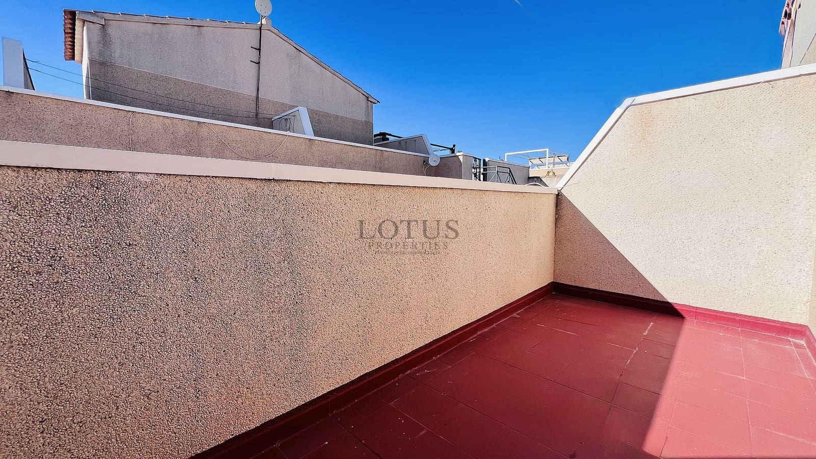 2 quarto Casa em Banda para venda em Orihuela Costa com piscina - 179 900 € (Ref: 9592221)