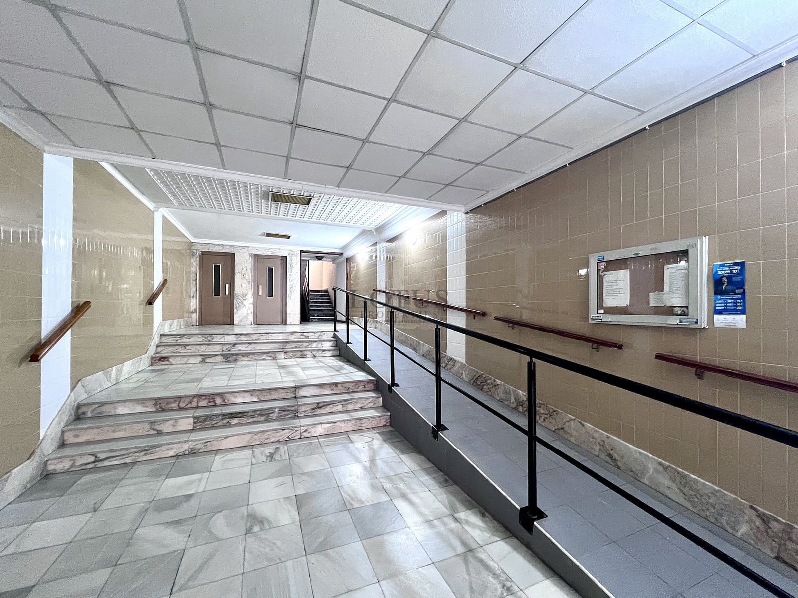 3 sovrum Lägenhet till salu i Torrevieja med pool - 199 990 € (Ref: 9592222)