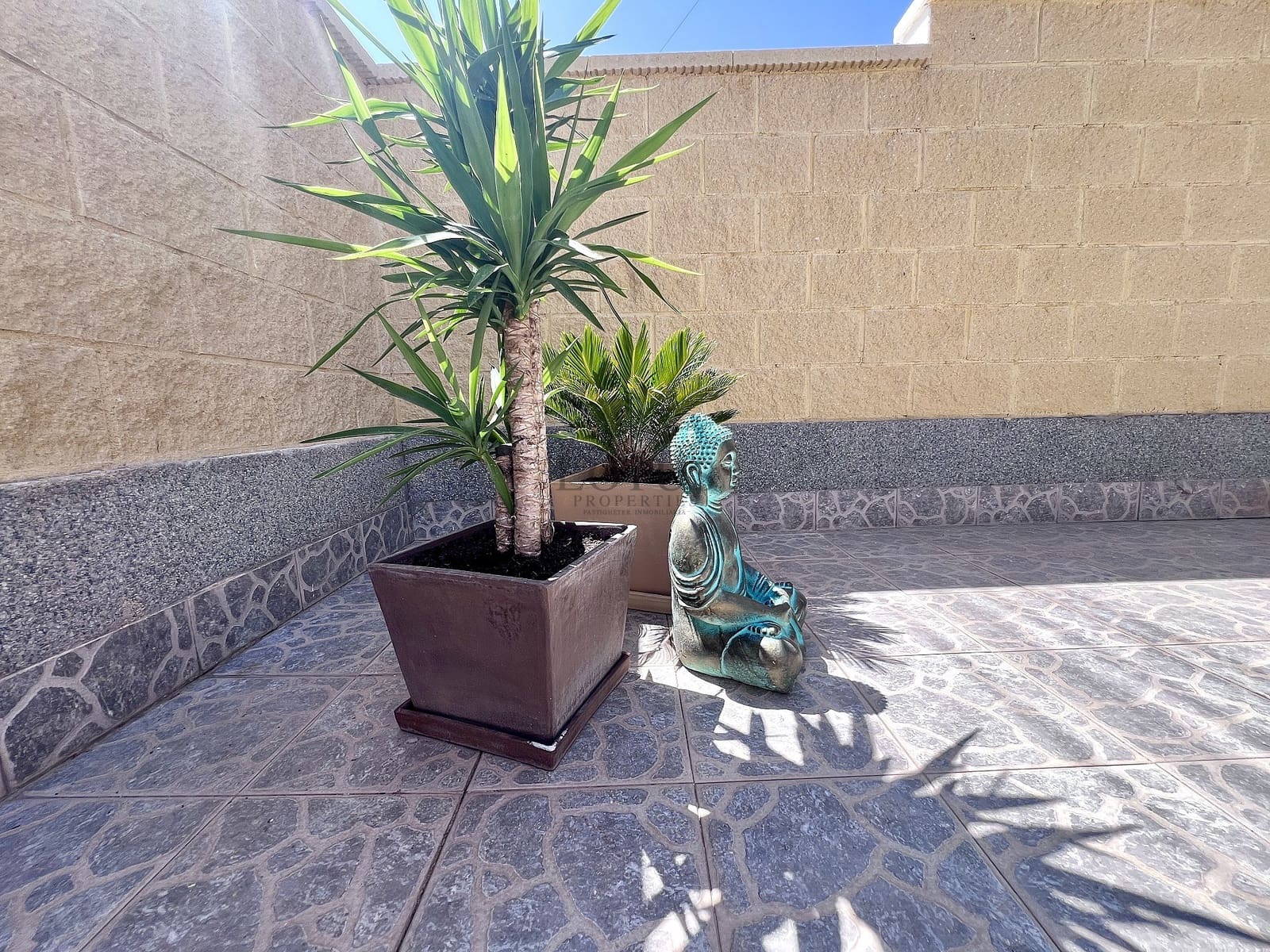 2 bedroom Townhouse for sale in Torrevieja with pool - € 135,000 (Ref: 9592224)