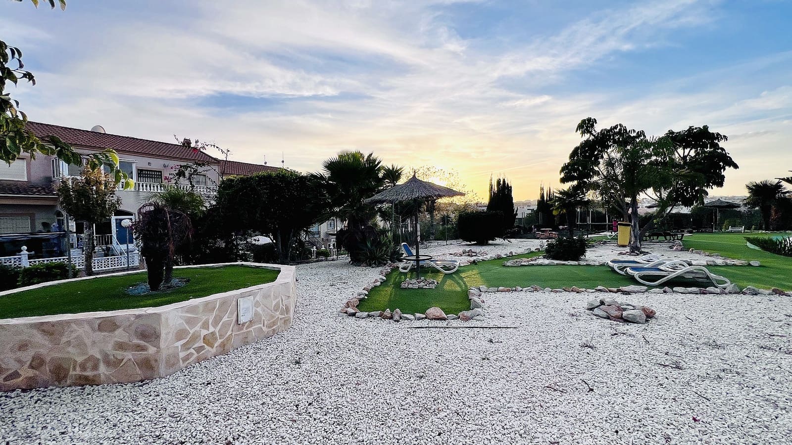 2 bedroom Bungalow for sale in Orihuela Costa with pool - € 149,000 (Ref: 9624076)