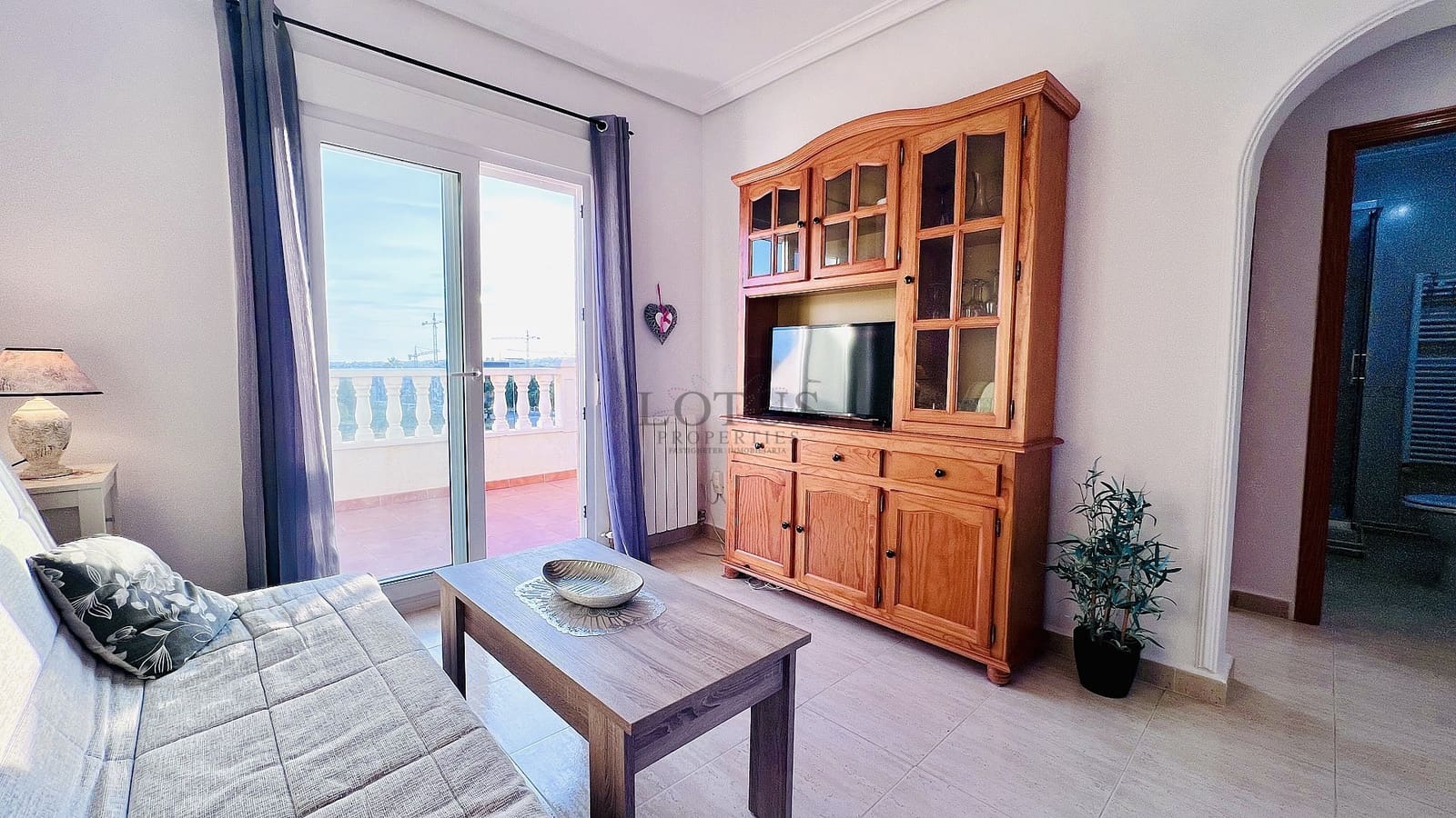 2 bedroom Bungalow for sale in Orihuela Costa with pool - € 149,000 (Ref: 9624076)