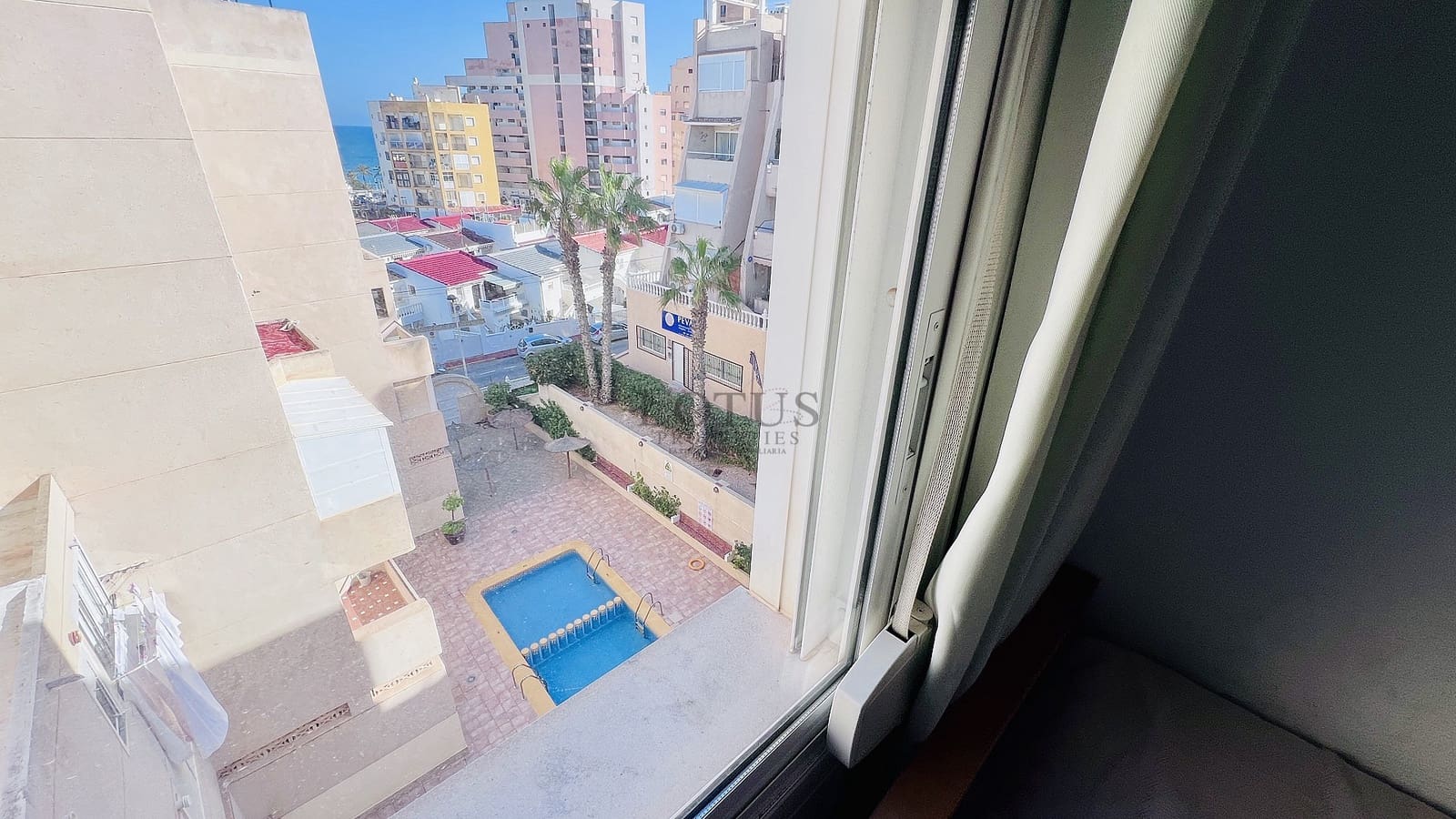 2 Zimmer Apartment zu verkaufen in Torrevieja mit Pool - 169.900 € (Ref: 9641066)