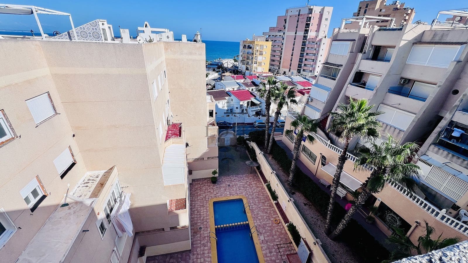 2 Zimmer Apartment zu verkaufen in Torrevieja mit Pool - 169.900 € (Ref: 9641066)