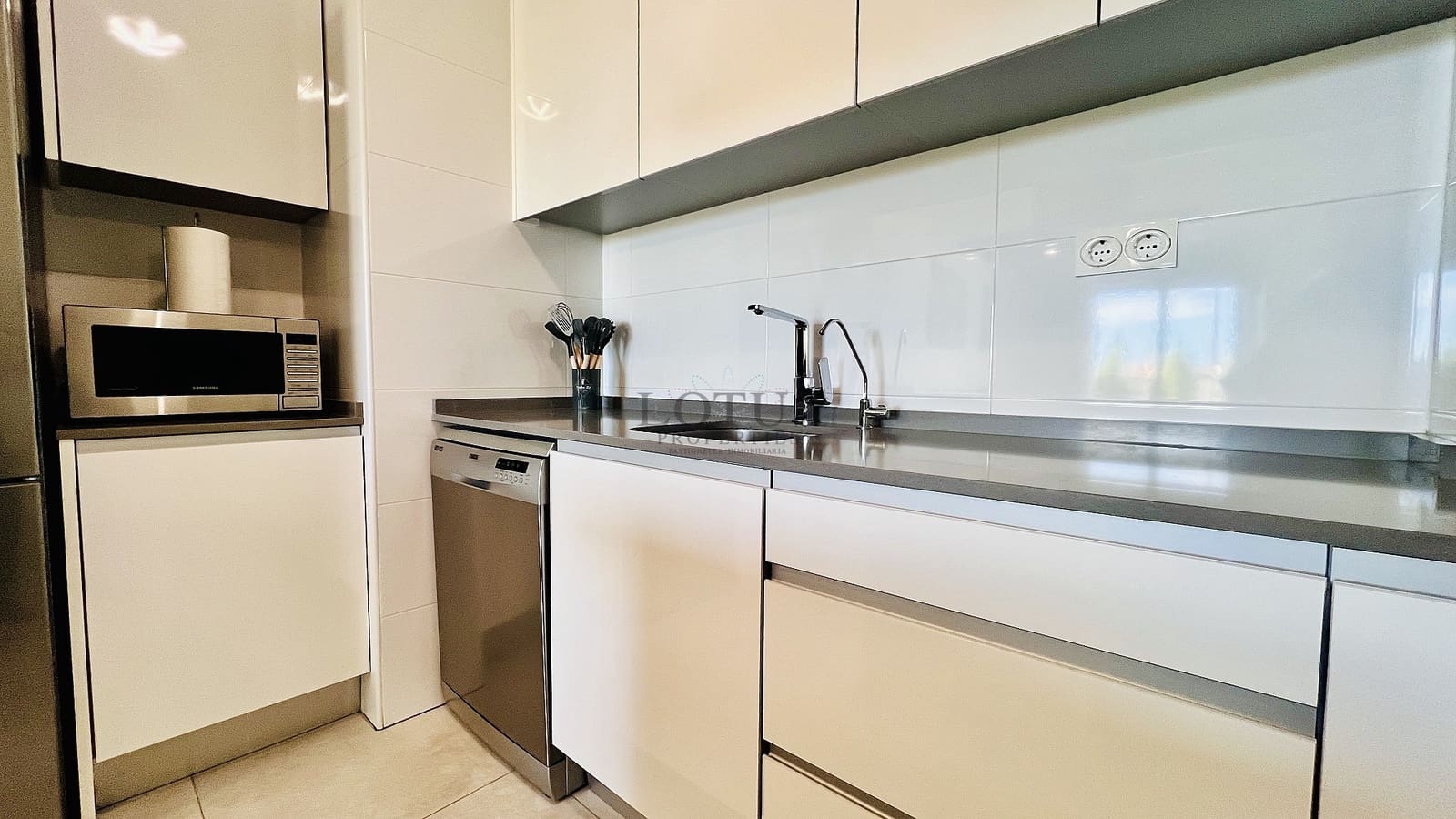 2 soveværelse Lejlighed til salg i Pilar de la Horadada med swimmingpool - € 269.900 (Ref: 9645461)