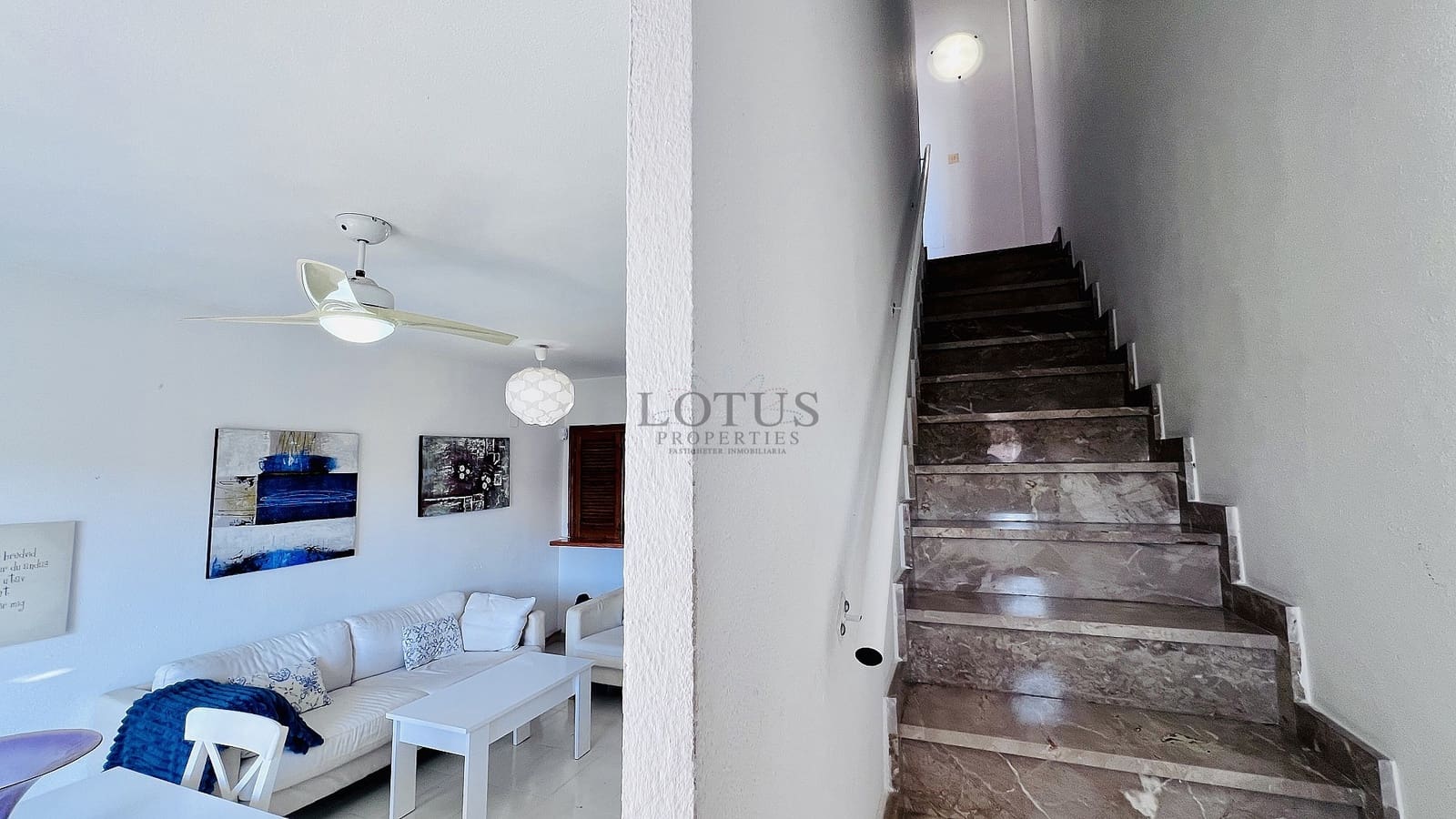 2 soveværelse Lejlighed til salg i Torrevieja med swimmingpool - € 169.900 (Ref: 9707969)