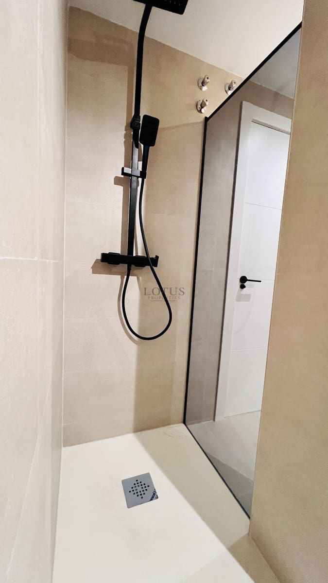 1 chambre Appartement à vendre à Torrevieja avec piscine - 162 000 € (Ref: 9762392)