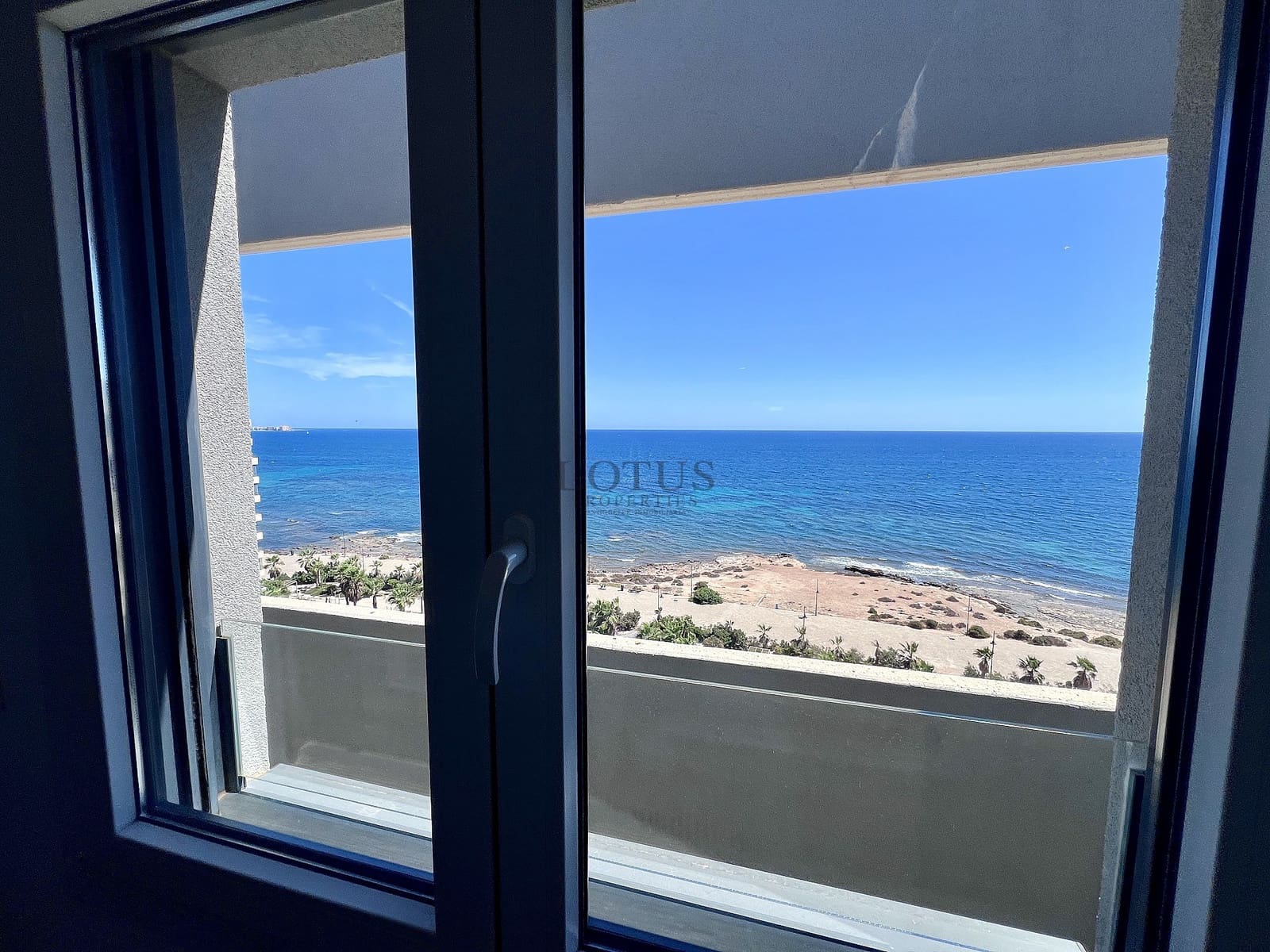 4 slaapkamer Penthouse te koop in Torrevieja met zwembad garage - € 1.190.000 (Ref: 9762393)