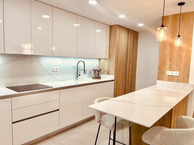 3 sypialnia Willa na sprzedaż w Benijófar z basenem garażem - 465 000 € (Ref: 9772604)