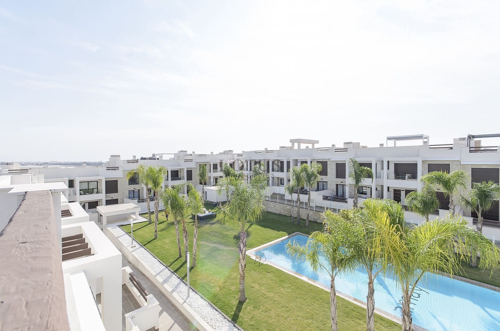 3 Zimmer Bungalow zu verkaufen in Torrevieja mit Pool - 285.000 € (Ref: 9800263)