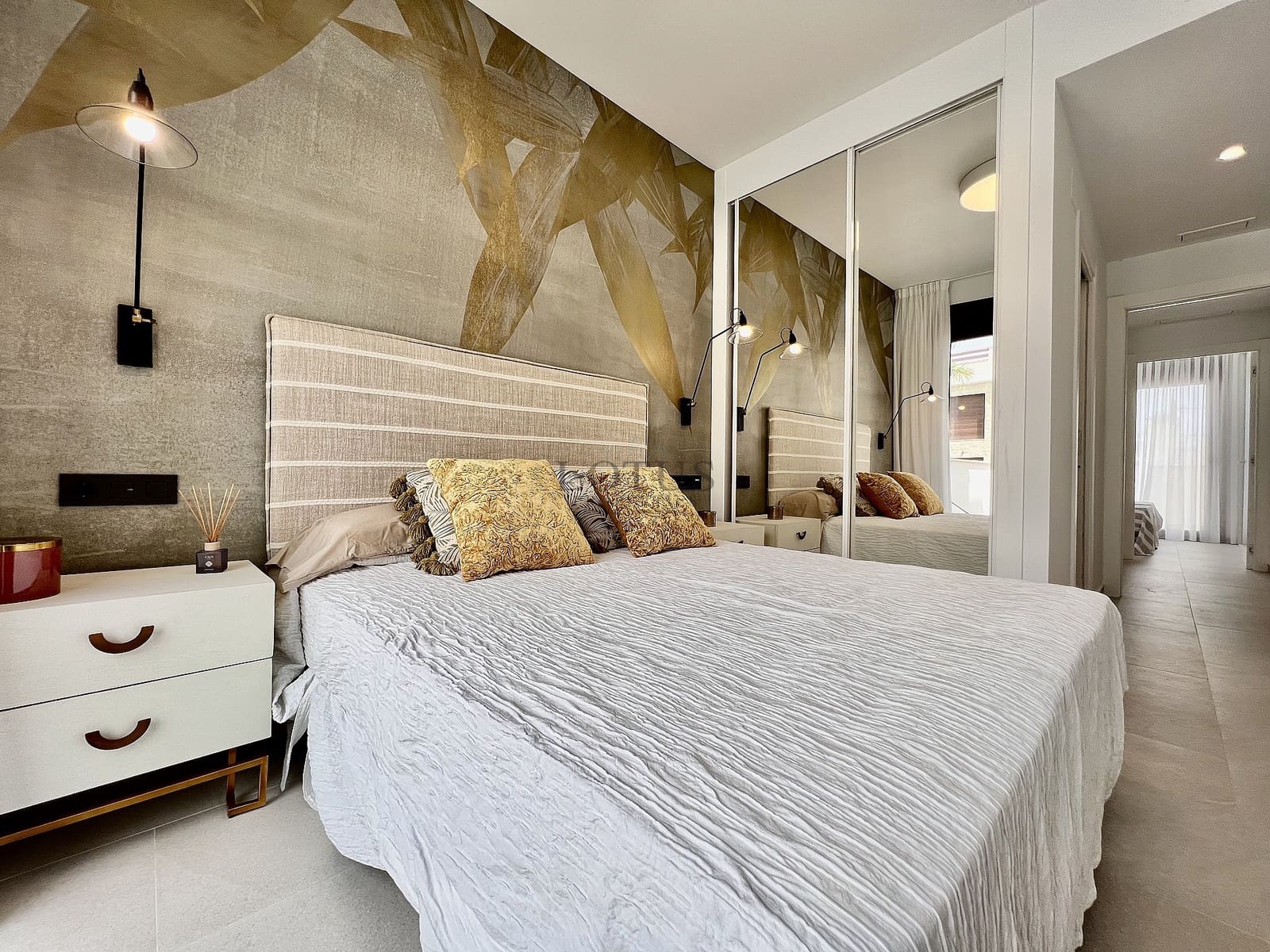 3 Zimmer Bungalow zu verkaufen in Torrevieja mit Pool - 285.000 € (Ref: 9800263)