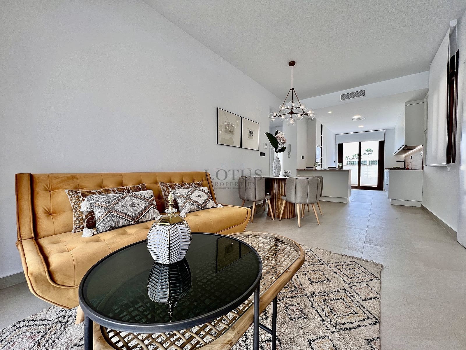 3 Zimmer Bungalow zu verkaufen in Torrevieja mit Pool - 285.000 € (Ref: 9800263)