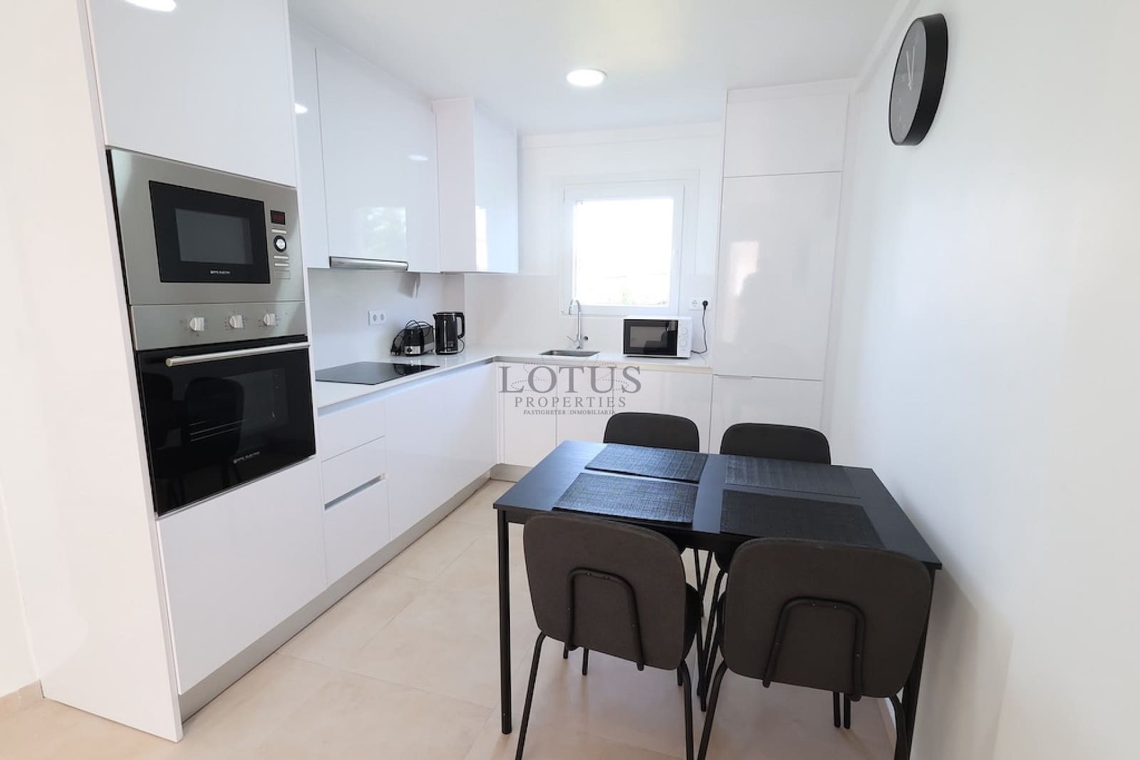 2 makuuhuone Omakotitalo myytävänä paikassa Algorfa mukana uima-altaan - 179 000 € (Ref: 9805582)