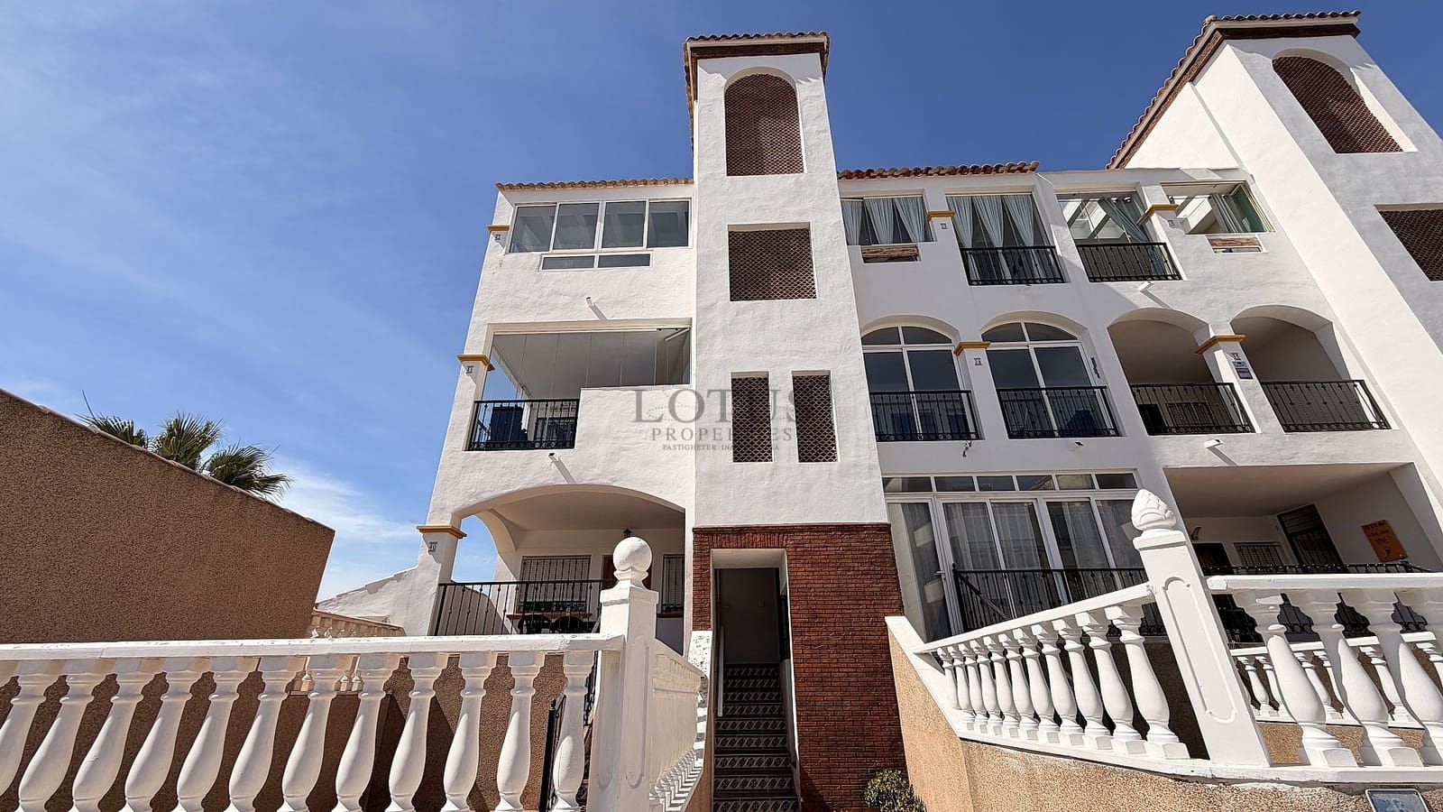 2 sovrum Takvåning till salu i Orihuela Costa med pool - 179 995 € (Ref: 9816402)